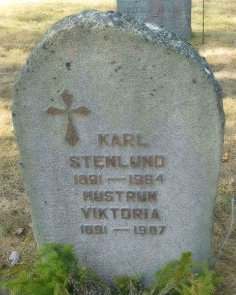 Grave number: 3 01    55