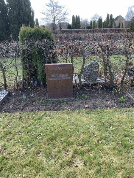 Grave number: NK XI    95