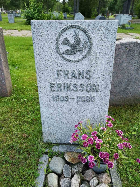 Hautatunnus: NK 13    73