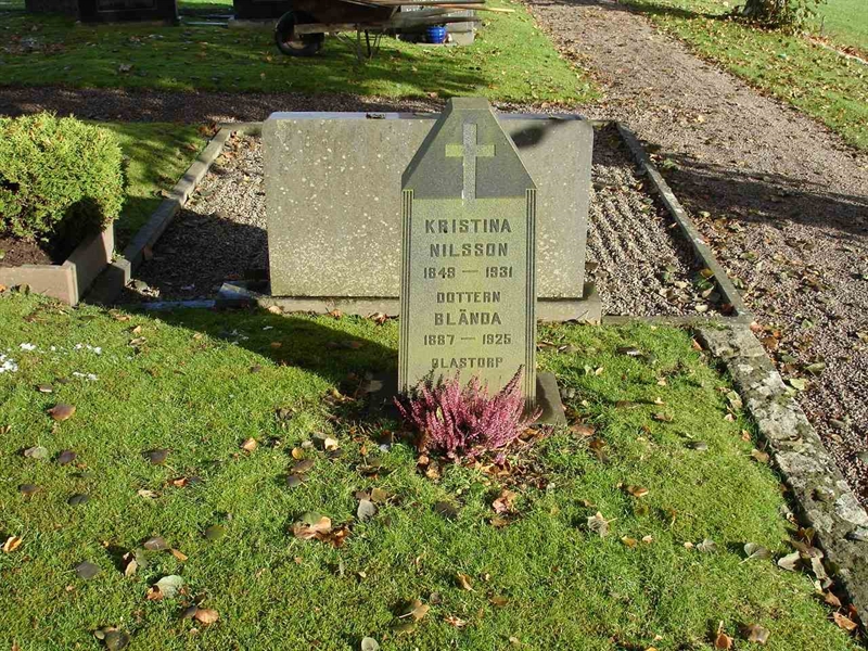 Grave number: FG L    10, 11