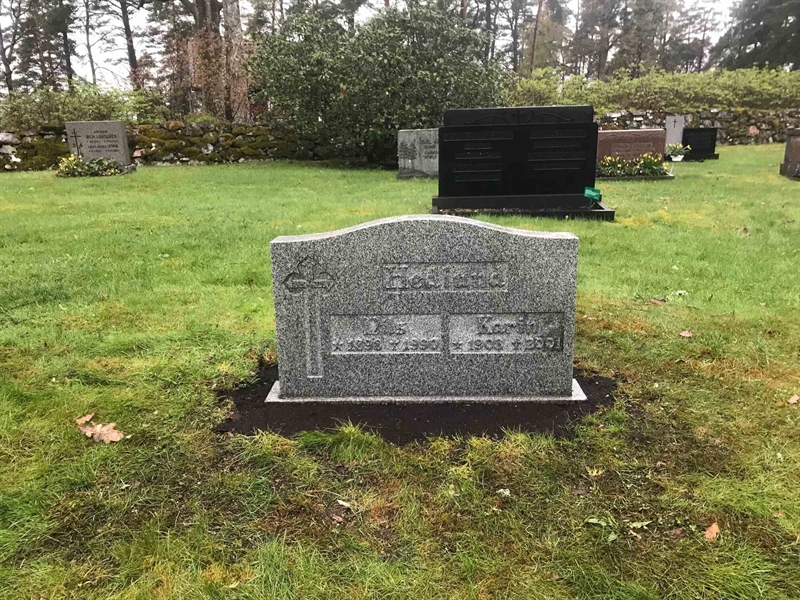 Grave number: Er G 10    23