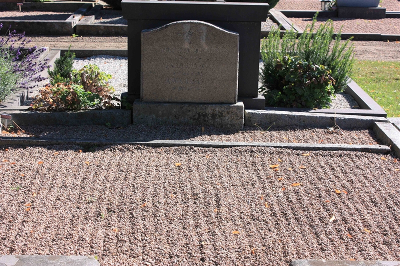 Grave number: Ö 22i   102, 103