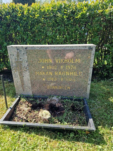 Grave number: 501 25 5104-5105