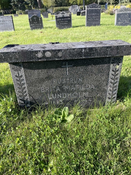 Grave number: 1 T    27