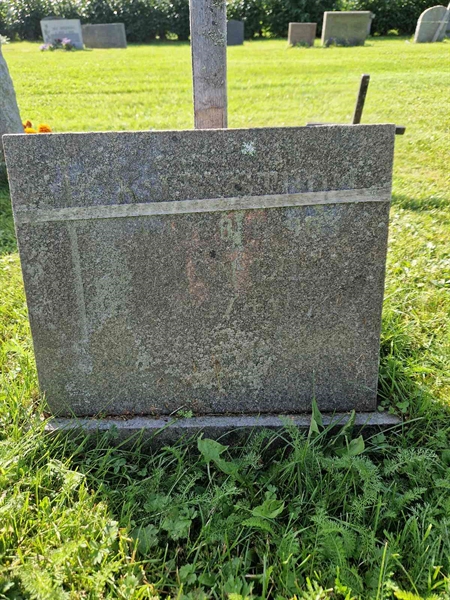 Grave number: 1 19    45