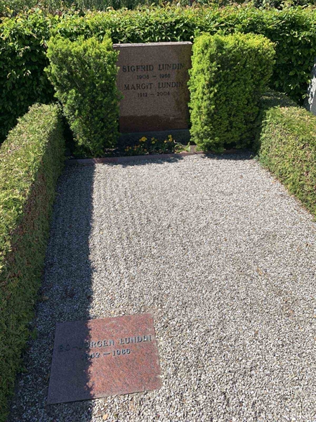 Grave number: NK II    31