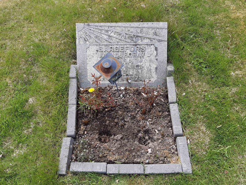 Grave number: KA 05    19
