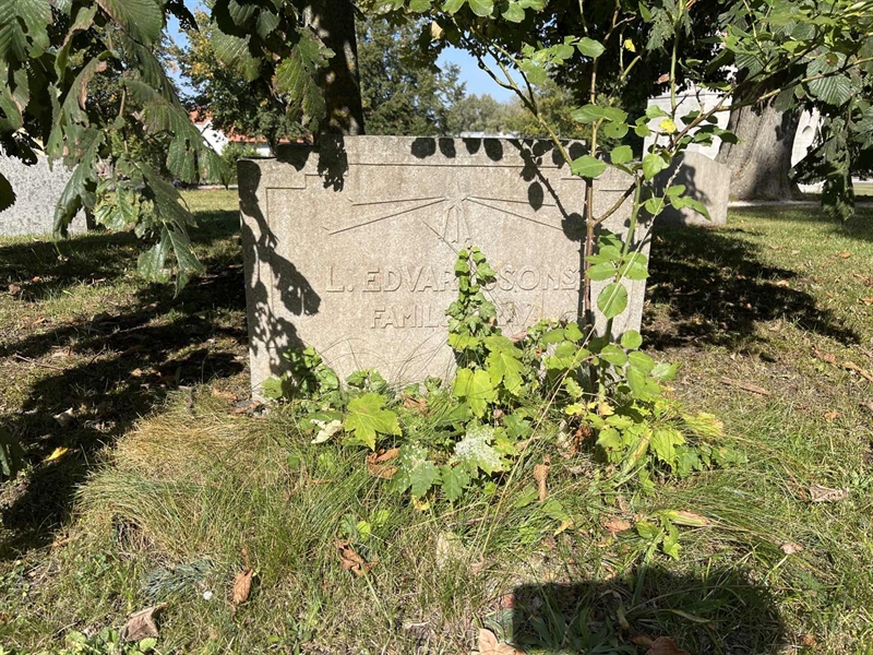 Grave number: Ö 08    17.A-B