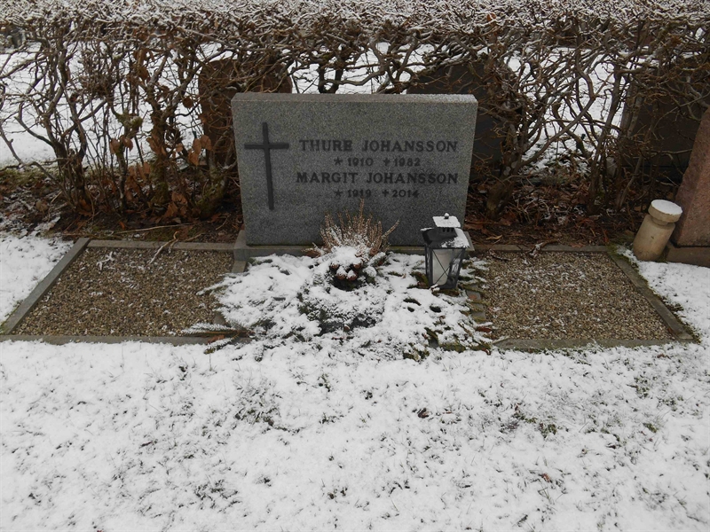 Grave number: Vitt VC3V     6, 7
