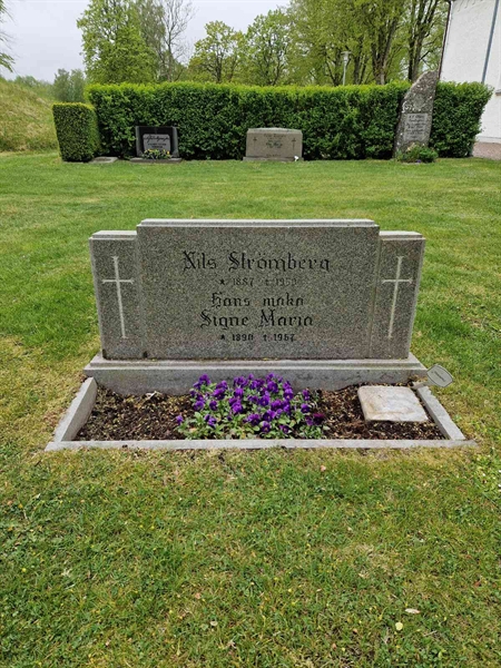 Grave number: 01 F   67