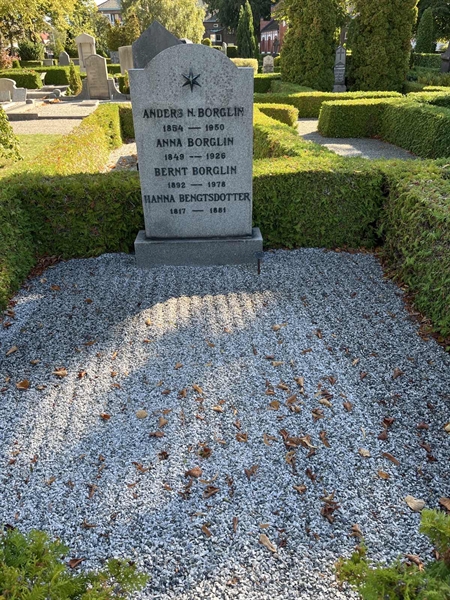 Grave number: VK II    84
