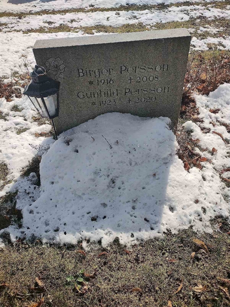 Grave number: AK H  1906, 1907