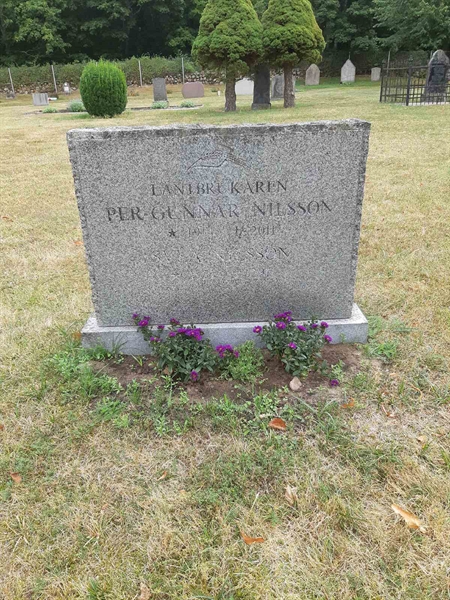 Grave number: VO C    24, 25