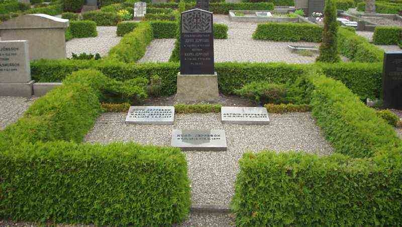 Grave number: VK III    71