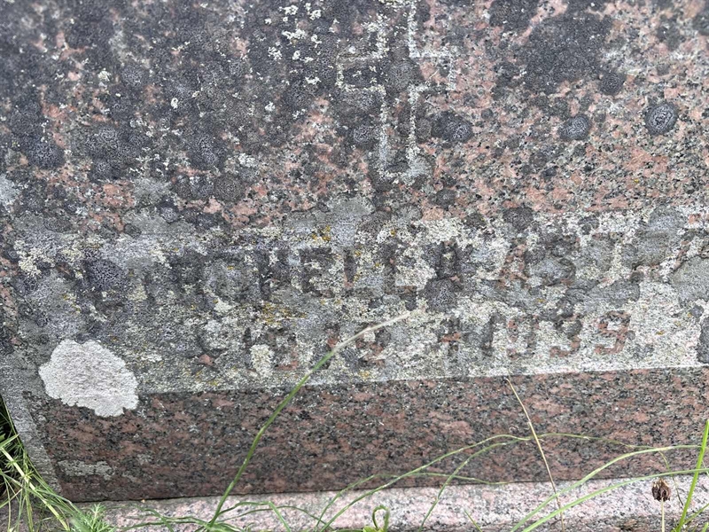 Hautatunnus: SÄ MEL  1144