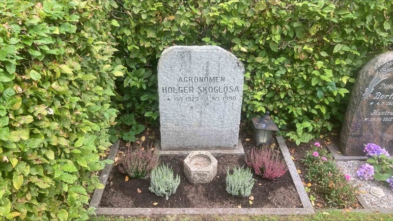 Grave number: Vitt VC4Ö     1