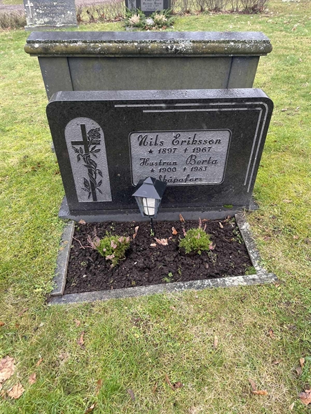 Grave number: Lax mell Kv3 31+32