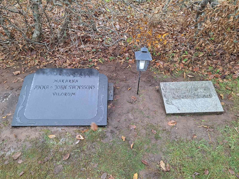 Grave number: VN E   151-156