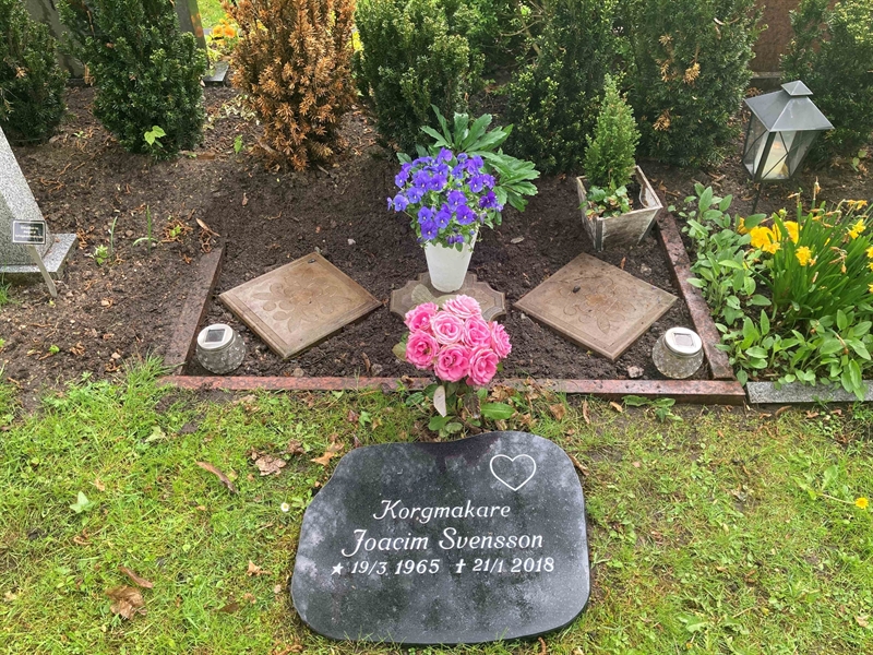 Grave number: HÖB 77    19