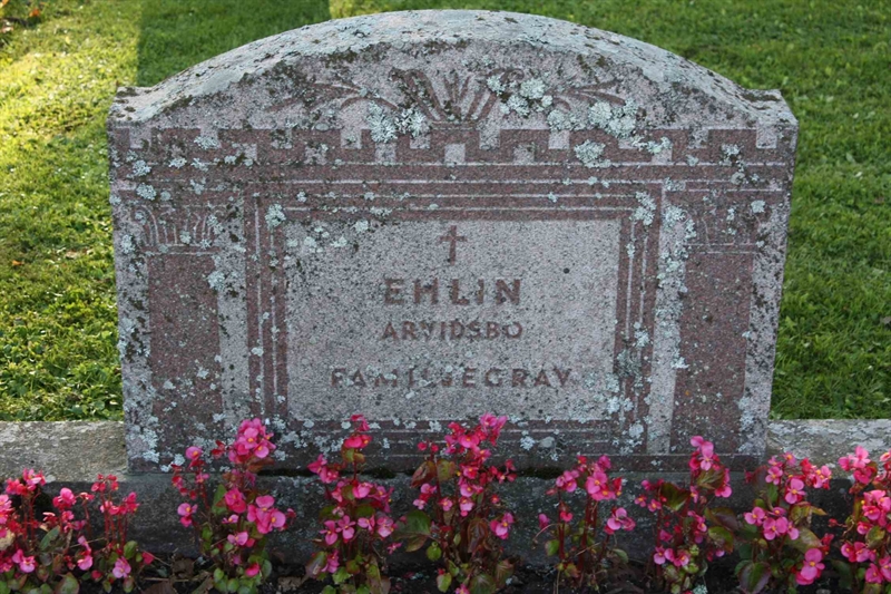 Grave number: 1 K E   28