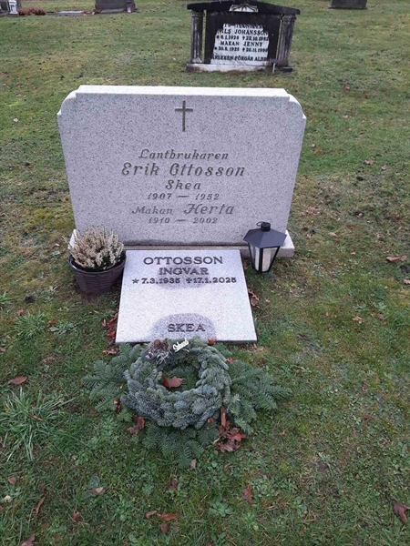 Gravnummer: M2 B    56, 57, 58