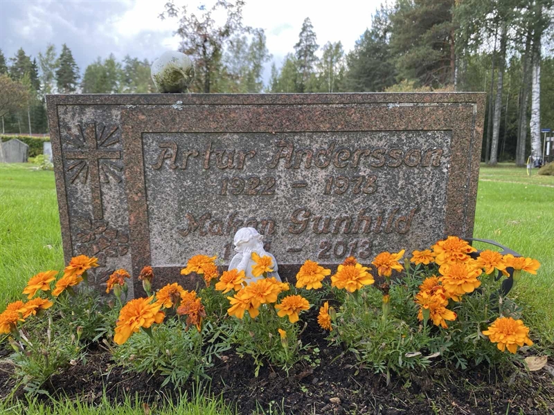 Hautatunnus: 1 19    139, 140