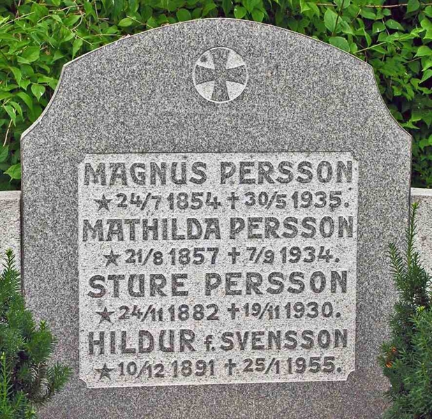 Grave number: 3 M    13, 14, 15, 16