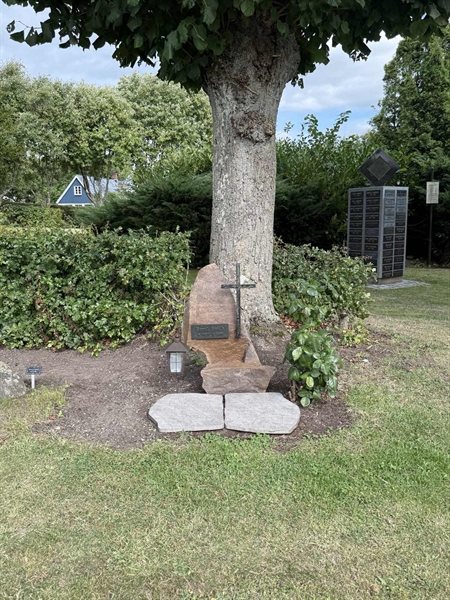 Grave number: ON C   649