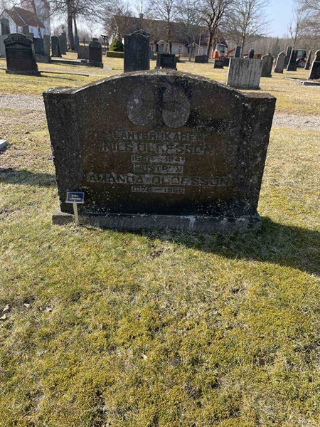 Grave number: 30 B    47A-B