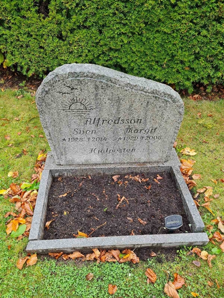 Grave number: K2 01     9