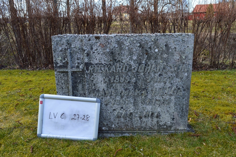 Grave number: LV C    27, 28