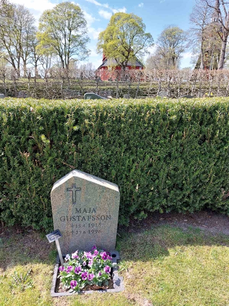 Grave number: HÖ 8   94