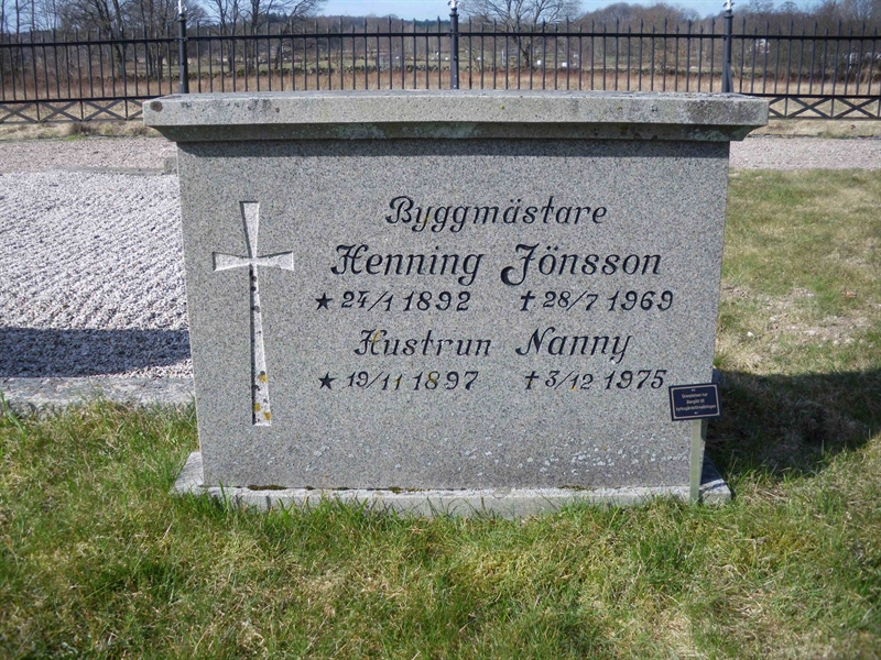 Grave number: INK E    41, 42