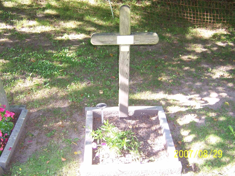 Grave number: 1 3 U1   117