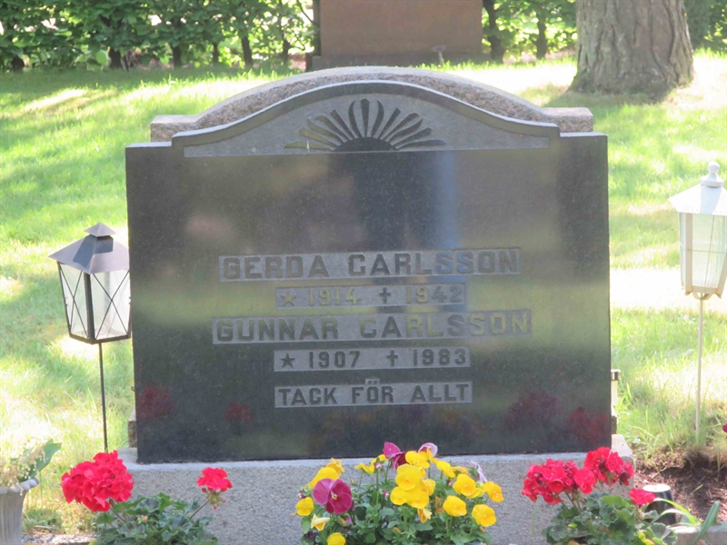 Grave number: HÖB 23     6