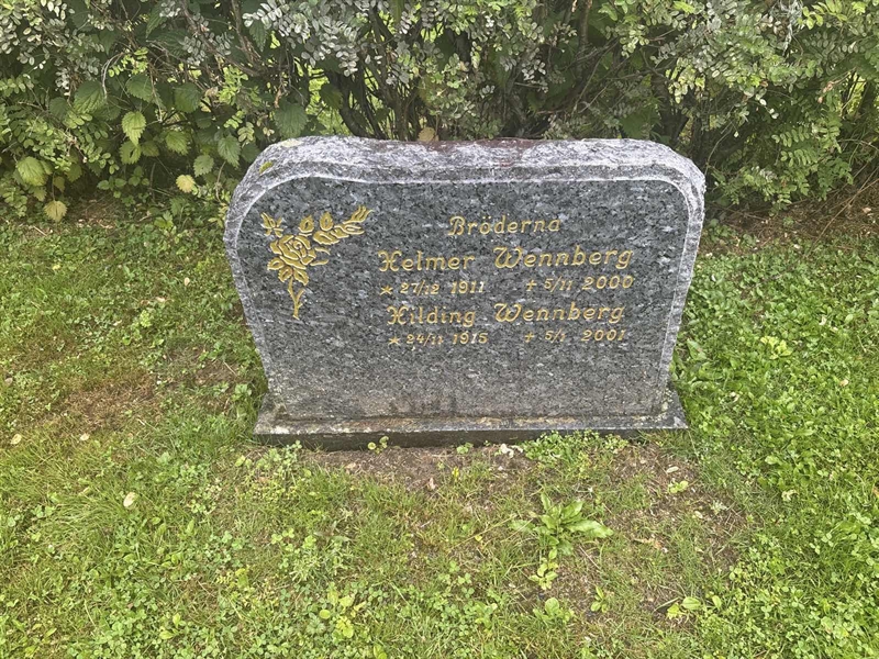 Grave number: 002 2   611