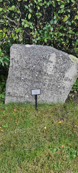 Grave number: M F   67, 68
