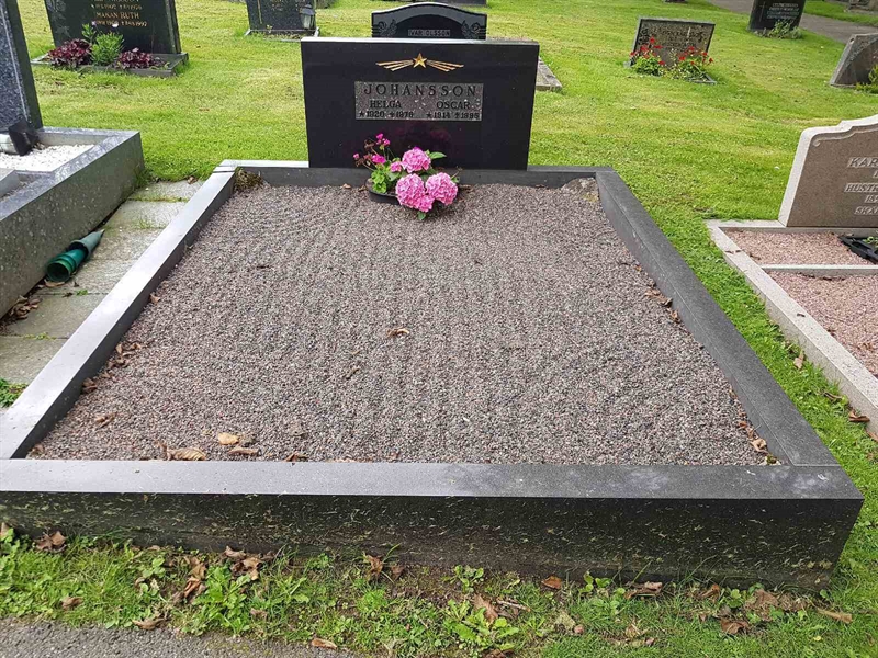 Grave number: 06 60886