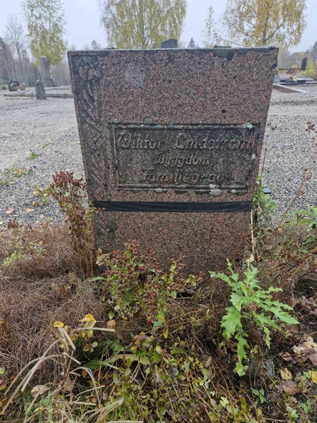 Grave number: AK A  1004-1006