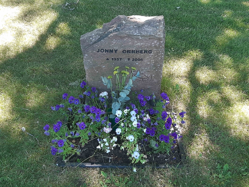 Grave number: JÄ 13   128