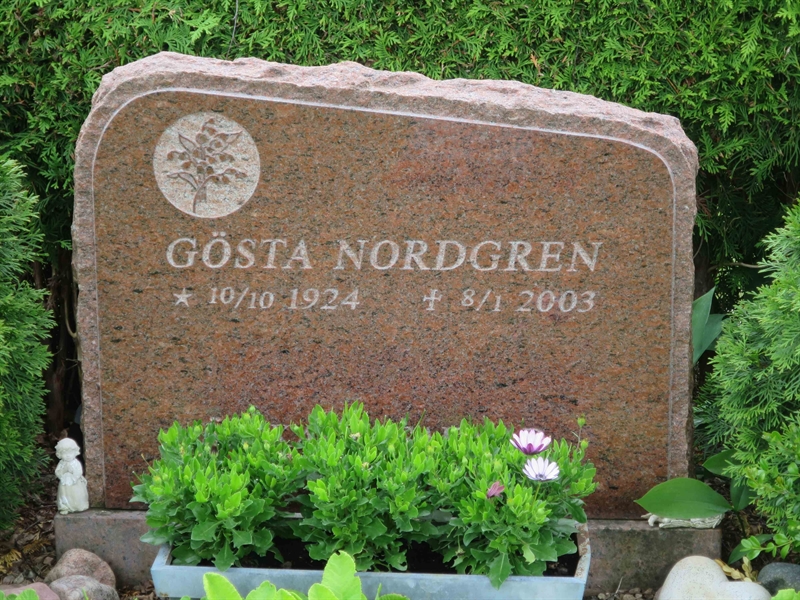 Grave number: HÖB 61     7