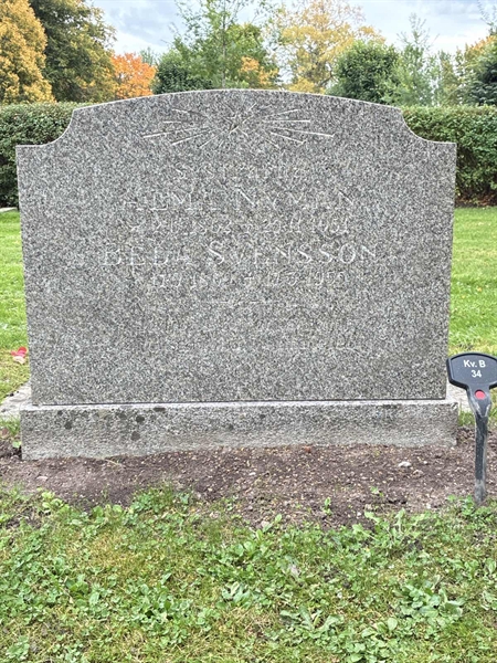 Grave number: 22 B    34
