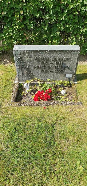 Grave number: Jä 08    55-56