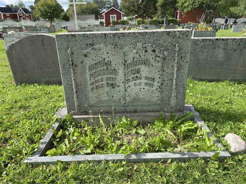 Grave number: 2 08 134