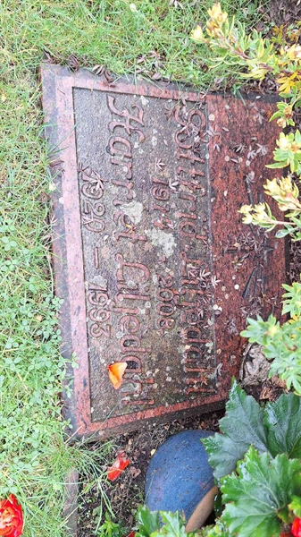 Grave number: VN G    16-17