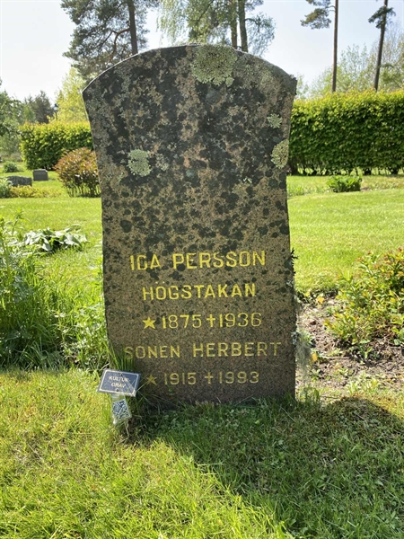 Grave number: 6 2   127