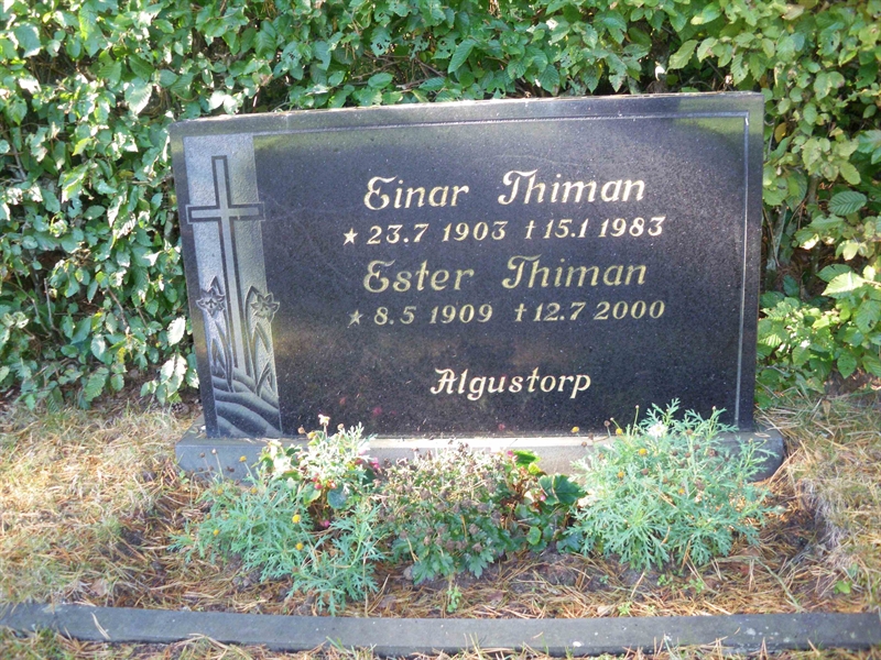 Grave number: SB 46    16, 17