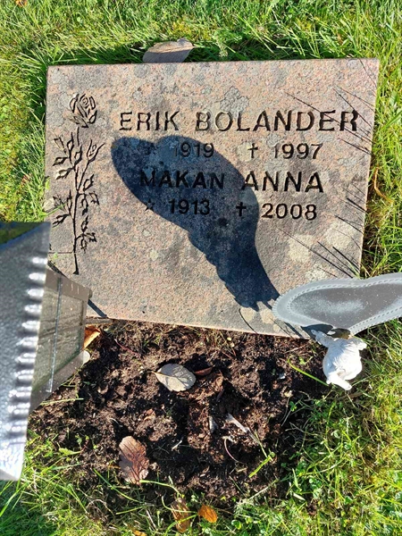 Hautatunnus: 1 L   061