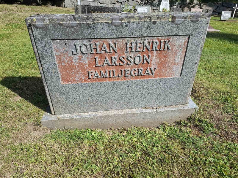 Grave number: 001 2   907