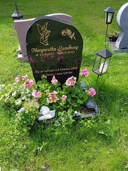 Grave number: 01 17153